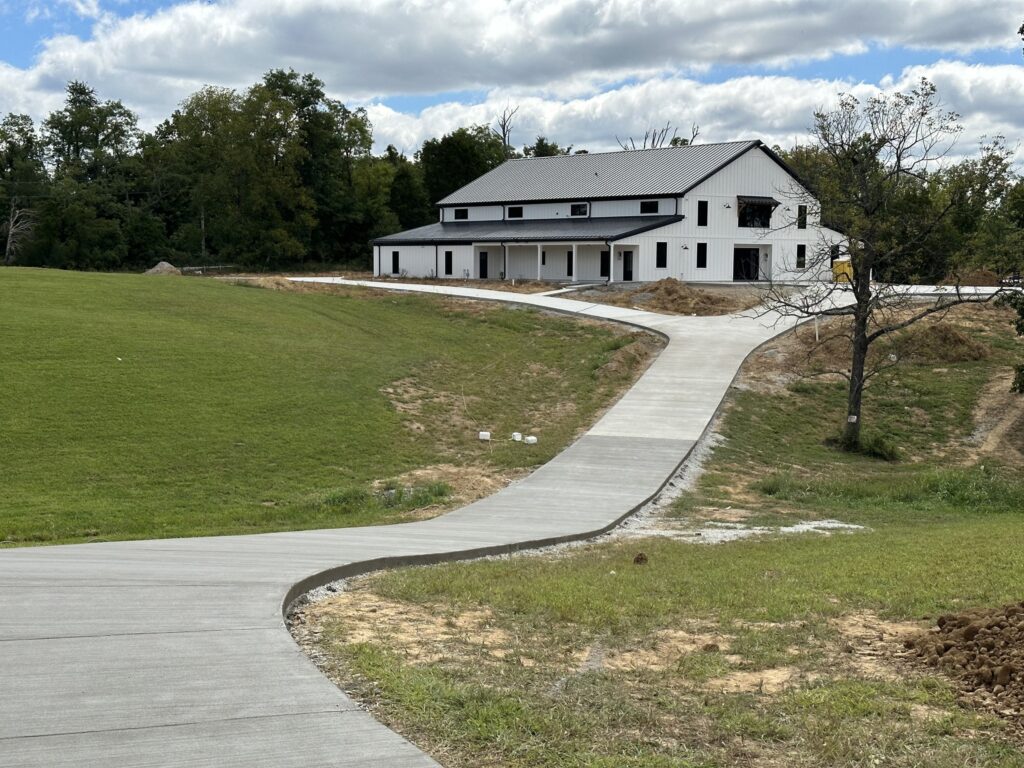 9 Best White Barndominiums Builds To Inspire You